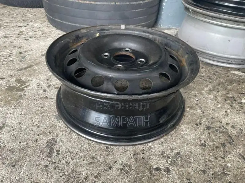 14 Inch Rim Nissan March K12