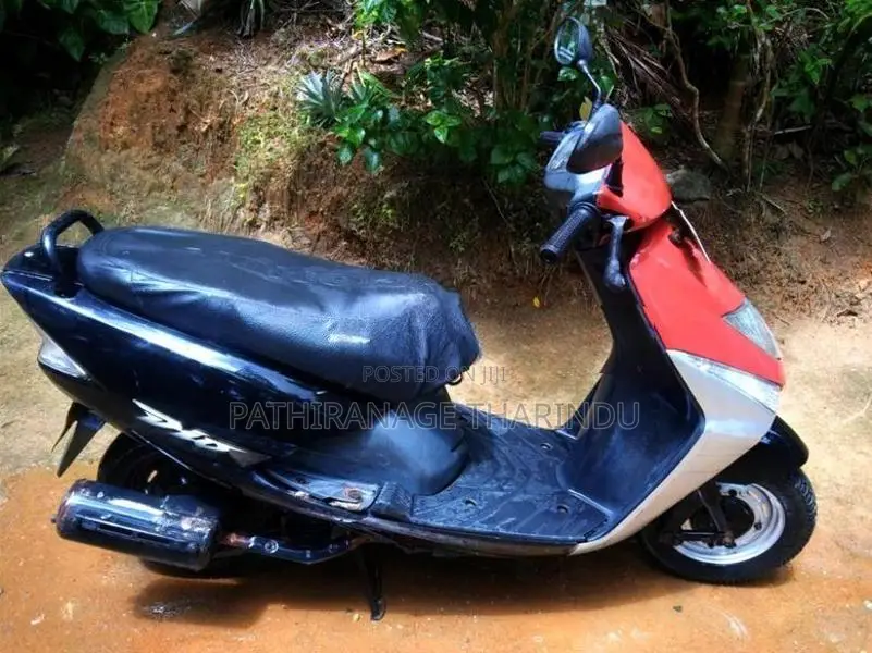 Honda Dio 2011
