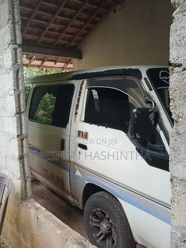 Nissan Caravan 1993
