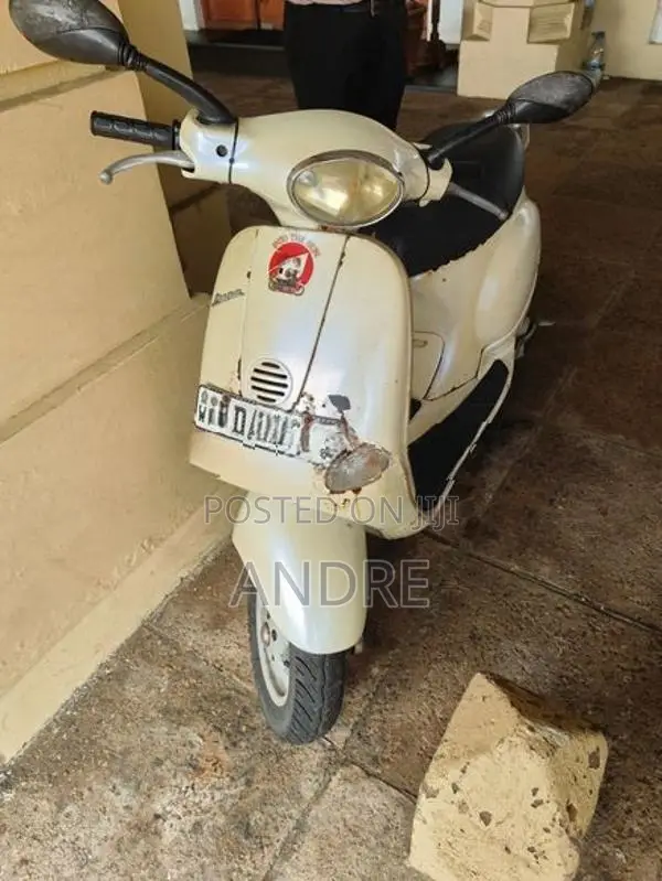 Vespa LX 125 ET4 2002