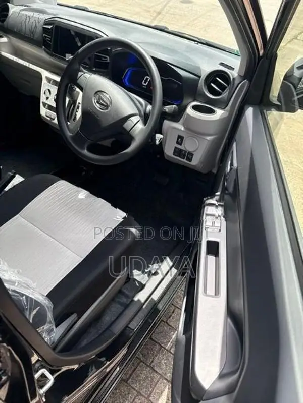 Daihatsu Mira X Grade 2025