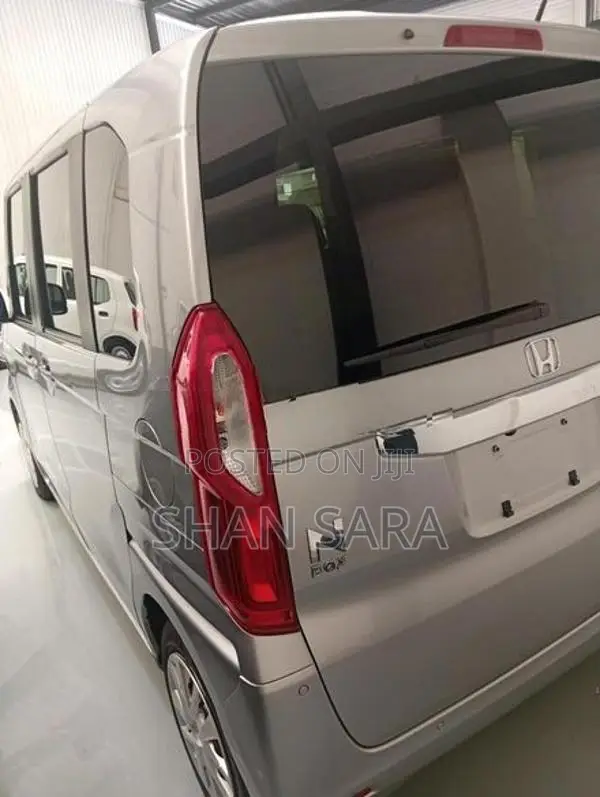 Honda N-Box G 2023