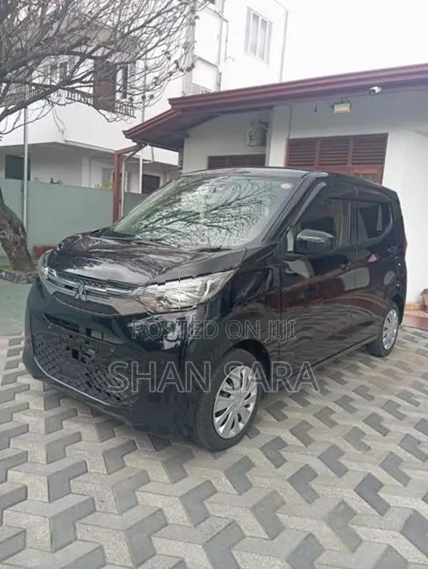 Mitsubishi eK Wagon M 2024