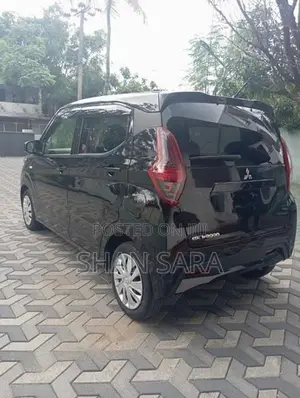 Mitsubishi eK Wagon M 2024