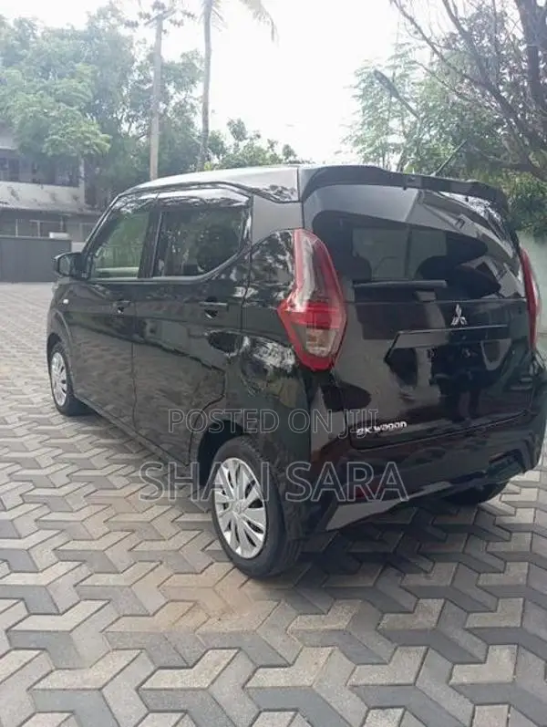 Mitsubishi eK Wagon M 2024