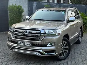 Toyota Land Cruiser Sahara V8 Diesal 2015
