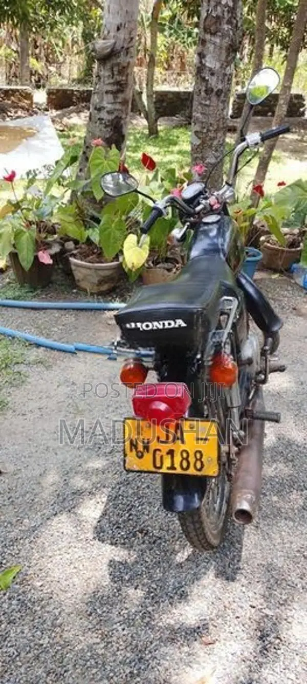 Honda Benly 1999