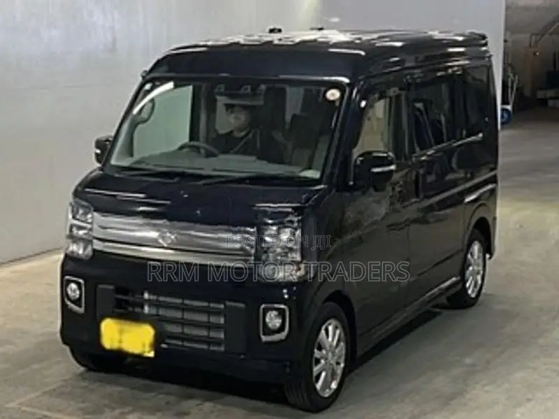 Suzuki Every 2025