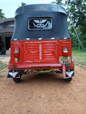 Bajaj RE 2002