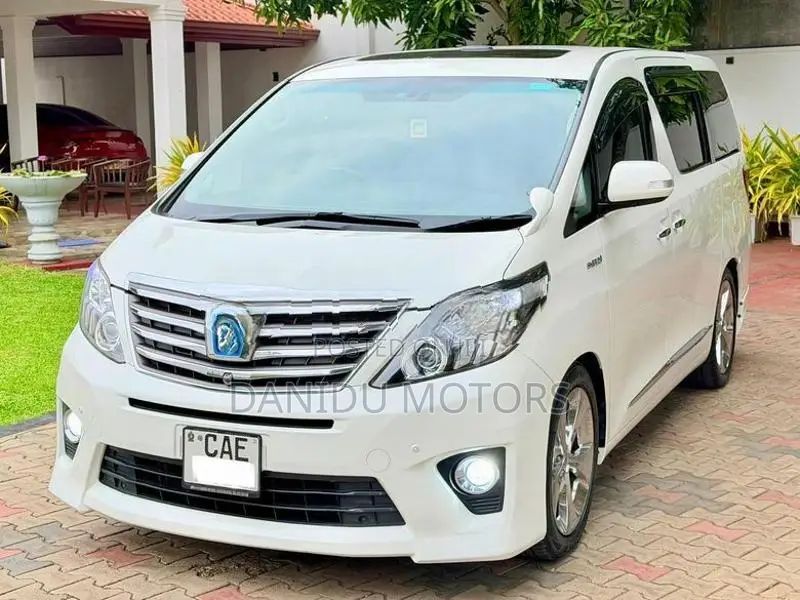 Toyota Alphard 2013
