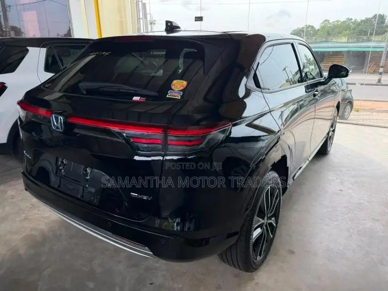 Honda Vezel Z Premium 2025