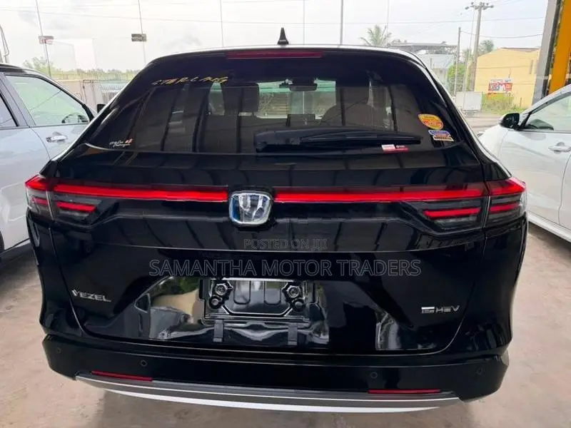 Honda Vezel Z Premium 2025