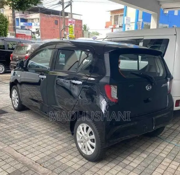 Daihatsu Mira 2024