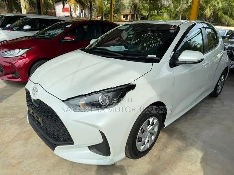 Toyota Yaris X Grade 2025