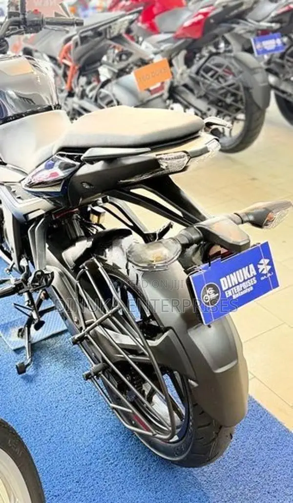 Bajaj Pulsar N160 Normal 2026