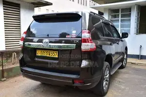 Toyota Land Cruiser Prado TX 2017
