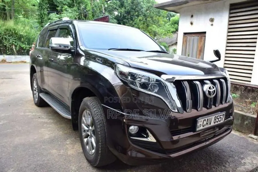 Toyota Land Cruiser Prado TX 2017