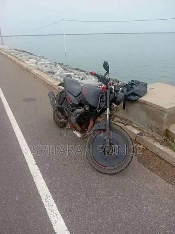 Bajaj Pulsar 180 Good 2006
