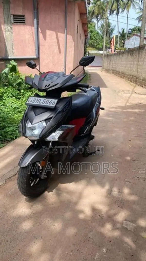 Yamaha Ray ZR 2018