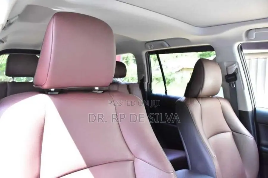 Toyota Land Cruiser Prado TX 2017