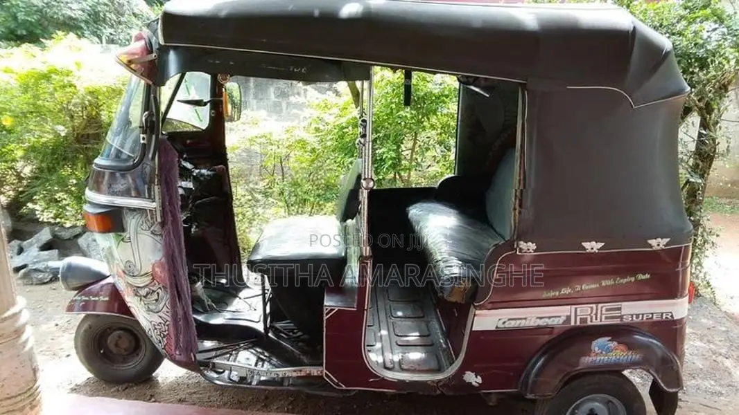 Bajaj RE 2008