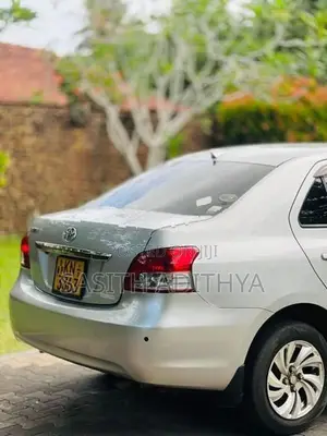 Toyota Belta 2008
