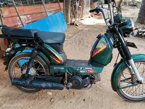 TVS XL 100 2025