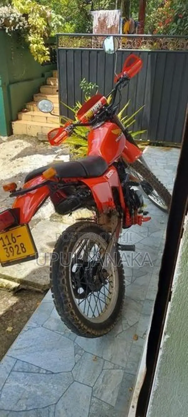 Honda XLR 1998