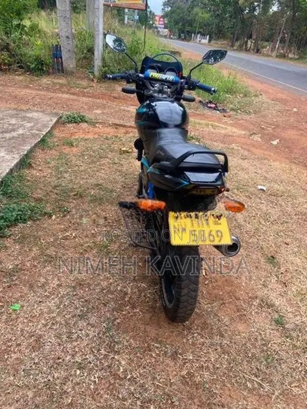 Bajaj Pulsar 180 2007