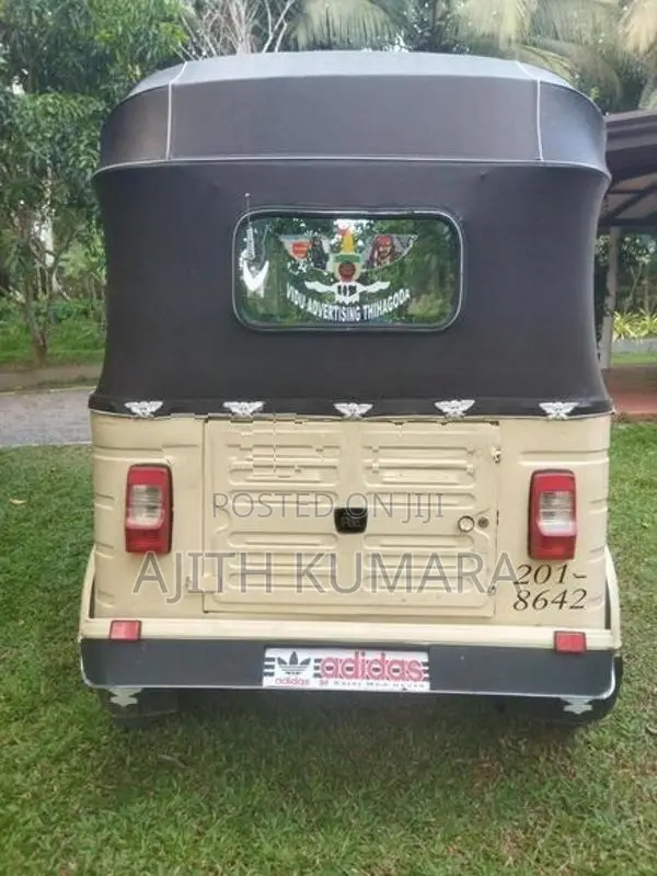Bajaj RE 1996