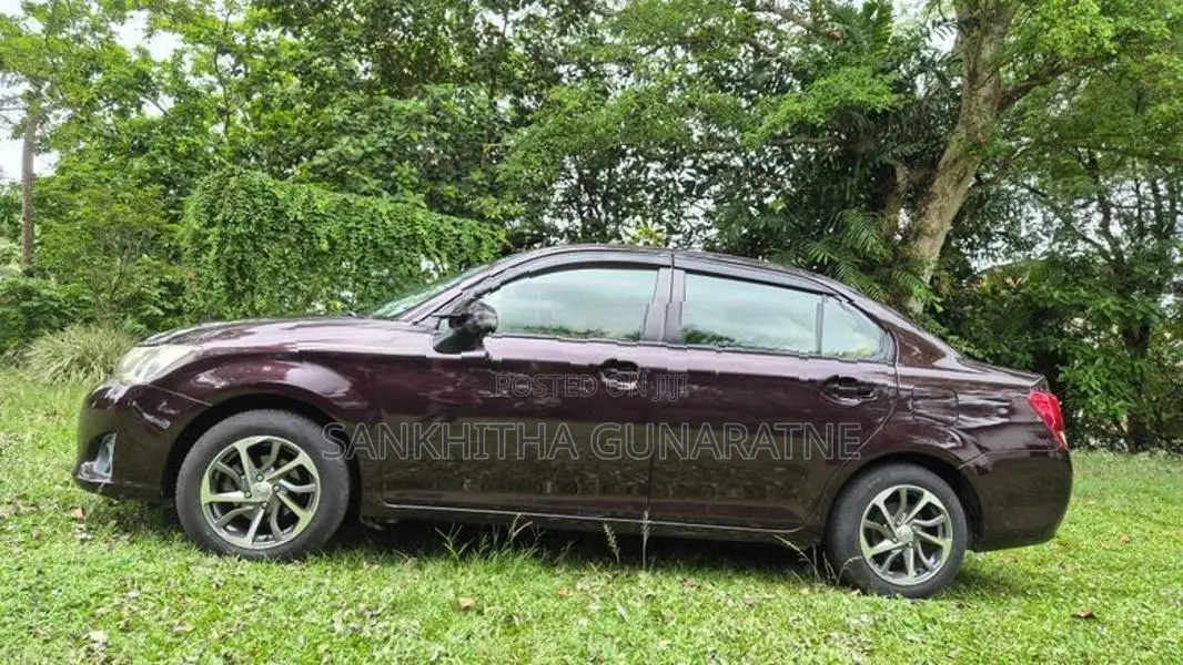 Toyota Axio 2014