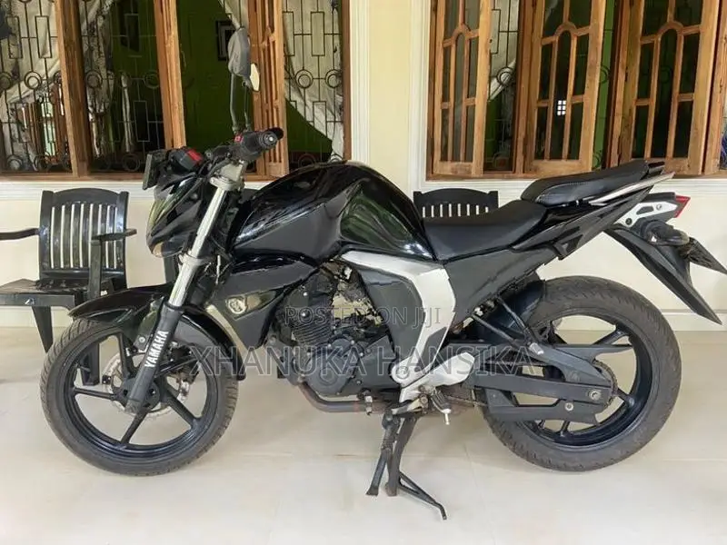 Yamaha FZs V2 Black shine 2018