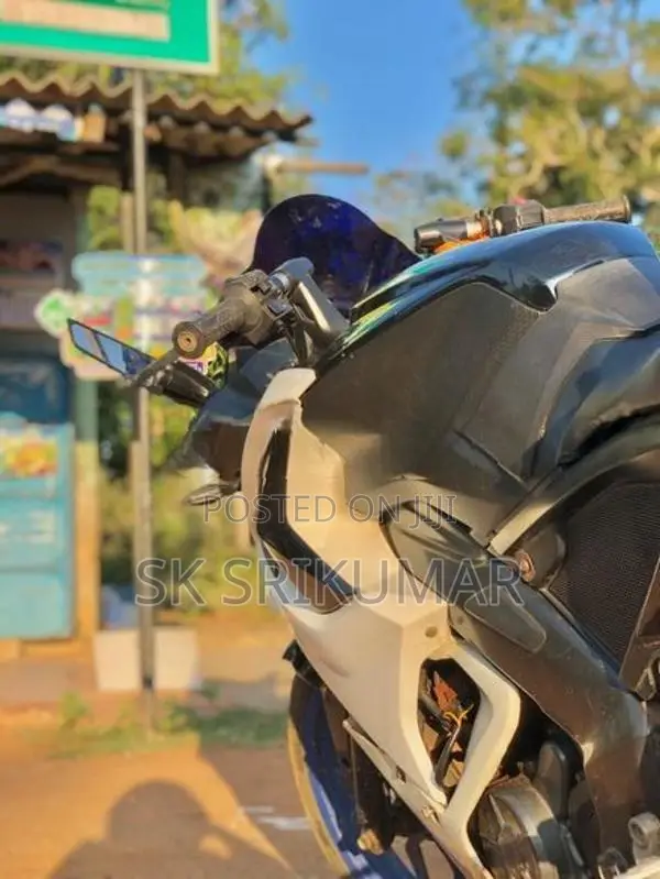 Bajaj Pulsar RS200 2019