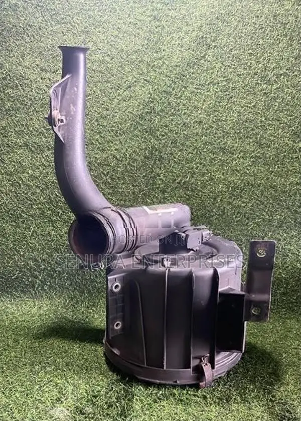 Toyota Dyna KDT231 Air Cleaner Box