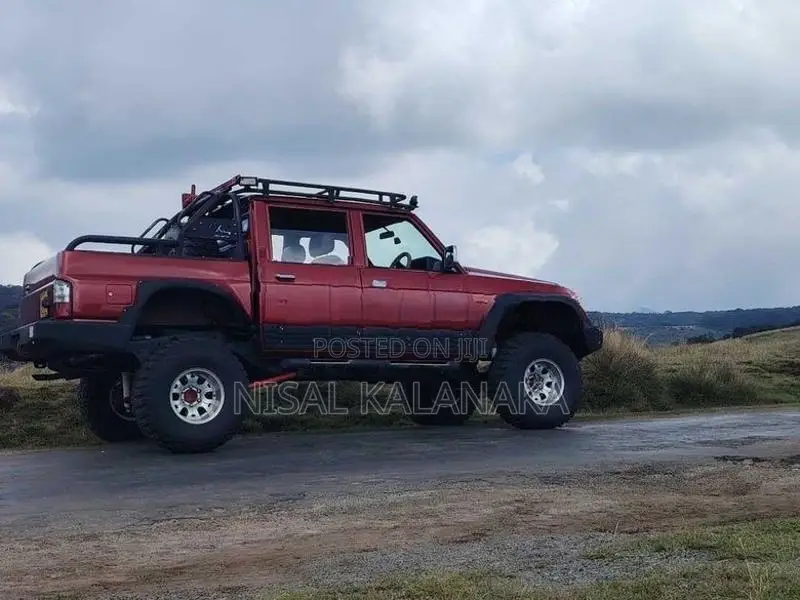 Nissan Patrol 1990