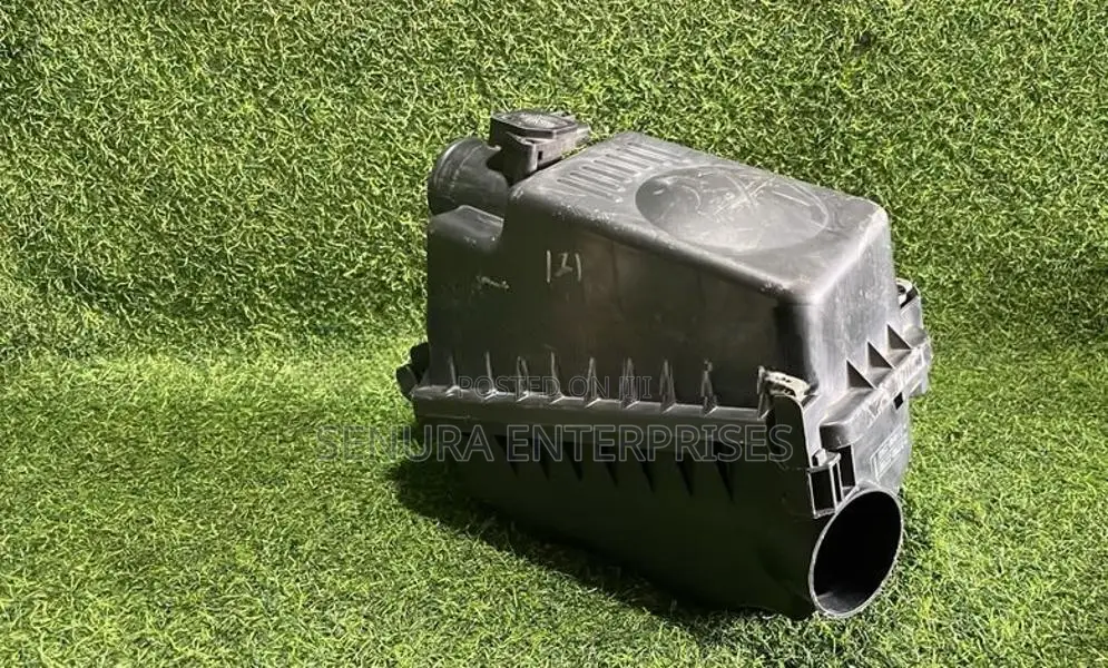 Toyota Corolla 121 Air Cleaner Box