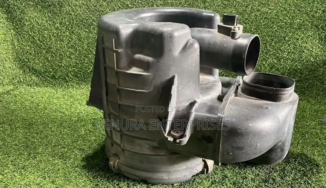 Nissan Atlas F24 Air Cleaner Box