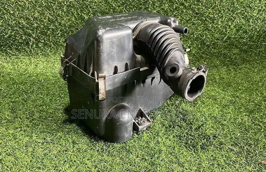 Suzuki Every DA64 Air Cleaner Box