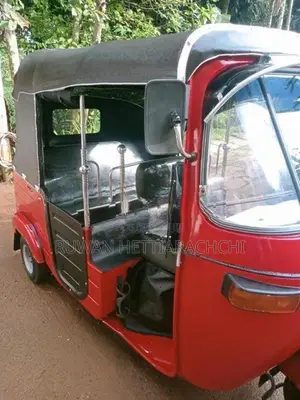 Bajaj RE 2009