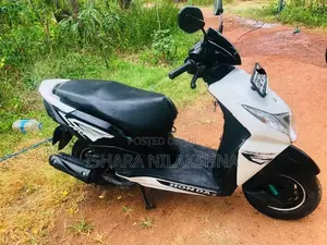 Honda Dio 2017