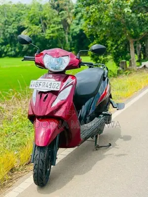 TVS Wego 110 2017
