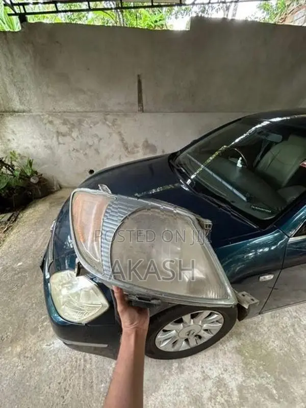 Toyota Hilux Vigo Headlights