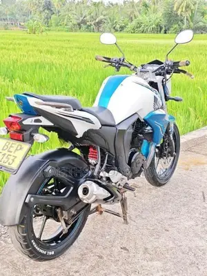 Yamaha FZs V2 2016