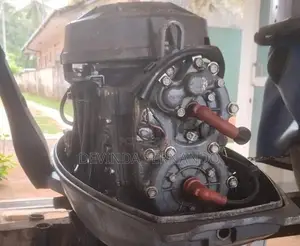 Yamaha 40 HP Boat Engine