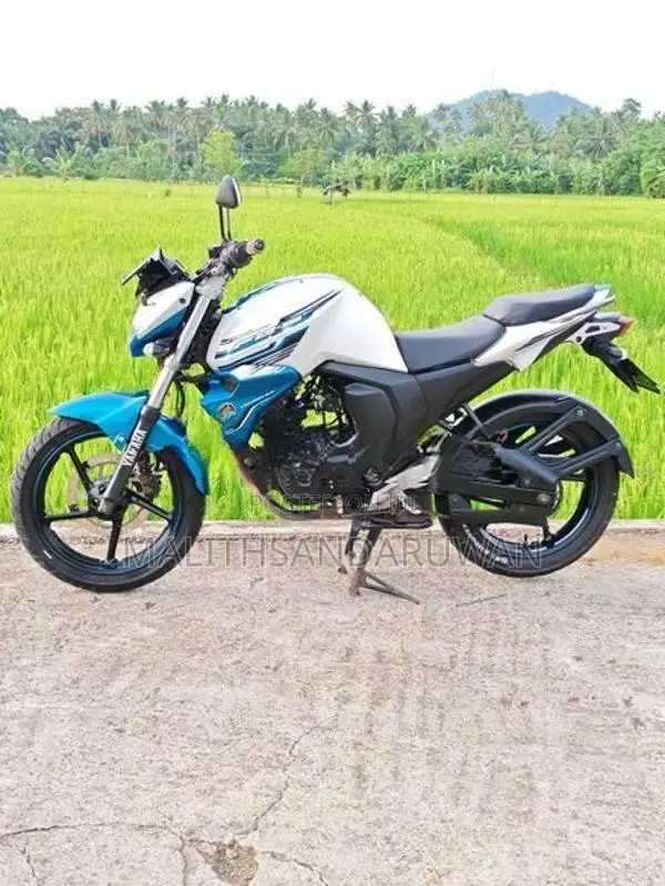 Yamaha FZs V2 2016