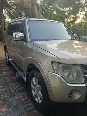 Mitsubishi Montero 2007