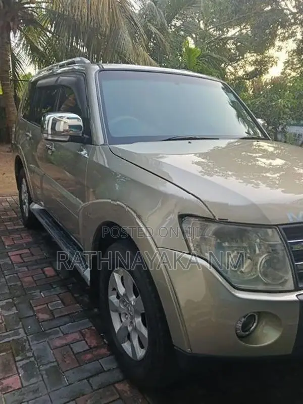 Mitsubishi Montero 2007