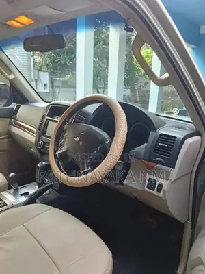Mitsubishi Montero 2007