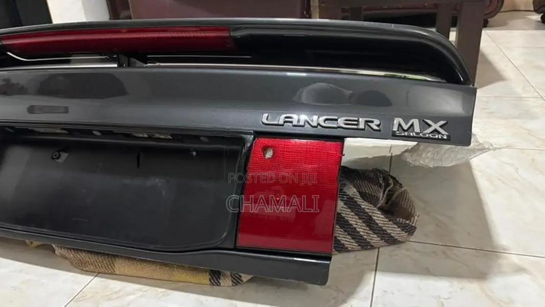 Mitsubishi Lancer CB2 Spoiler