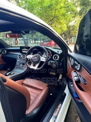 Mercedes Benz C300 AMG Premium Plus 2017